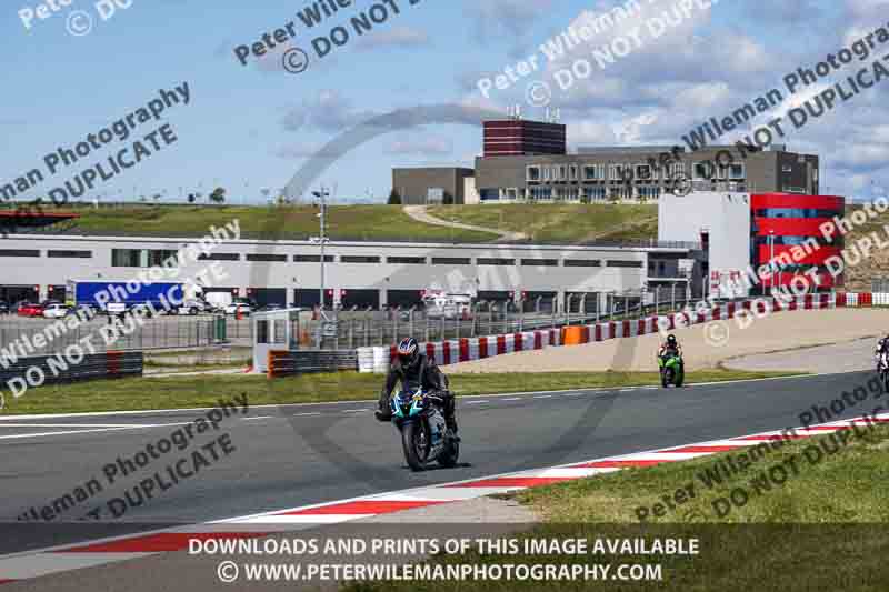 cadwell no limits trackday;cadwell park;cadwell park photographs;cadwell trackday photographs;enduro digital images;event digital images;eventdigitalimages;navarra;no limits trackdays;peter wileman photography;racing digital images;trackday digital images;trackday photos